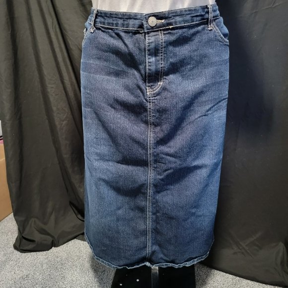 Denim Midi Length Below the knee Skirt - Picture 1 of 5